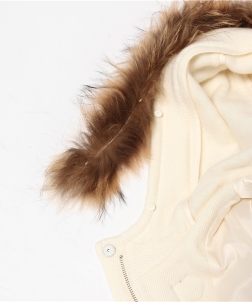 UNRELISH（アンレリッシュ）の「ファーフードショートダッフルコート（ダッフルコート・レディース・ホワイト/キャメル/ブラック・SMALL/MEDIUM）」の10枚目の写真