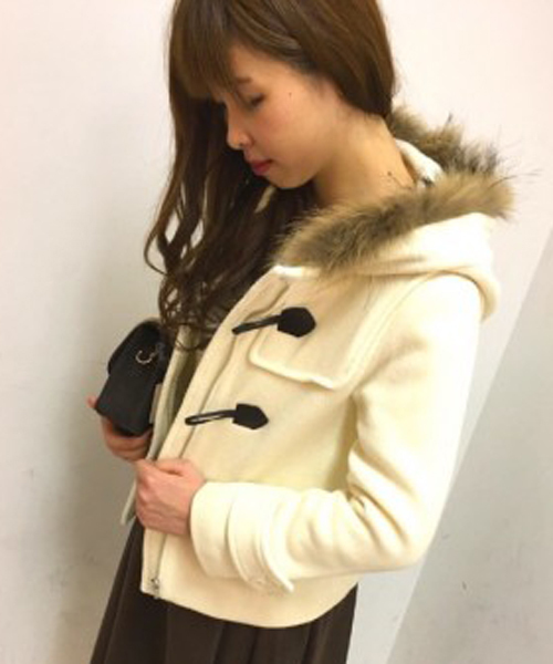 UNRELISH（アンレリッシュ）の「ファーフードショートダッフルコート（ダッフルコート・レディース・ホワイト/キャメル/ブラック・SMALL/MEDIUM）」の19枚目の写真