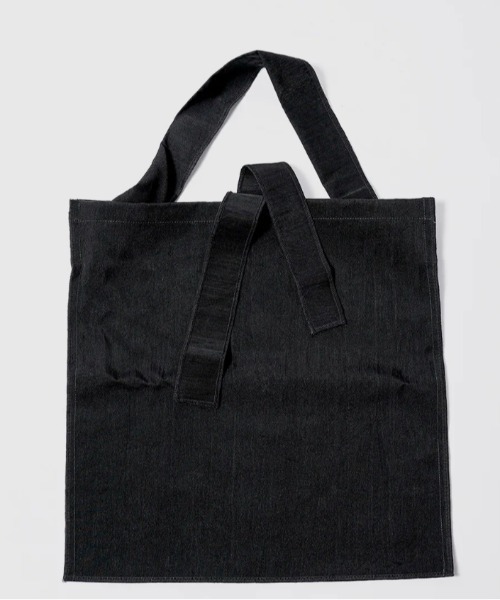 ITTI（イッチ）の「ITTI/イッチ/MARY INSIDE OUT TOTE - L / CERATO BRIGHT（ショルダーバッグ・レディース・ブラック/ブラウン/レッド・F）」の9枚目の写真