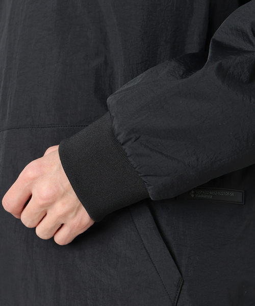 B.C STOCK(ベーセーストック)の「OLIVEDRAB パテッド シャイニースウェット(スウェット・メンズ・ブラック/グレー・MEDIUM/LARGE)」の9枚目の写真