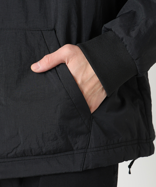 B.C STOCK(ベーセーストック)の「OLIVEDRAB パテッド シャイニースウェット(スウェット・メンズ・ブラック/グレー・MEDIUM/LARGE)」の11枚目の写真
