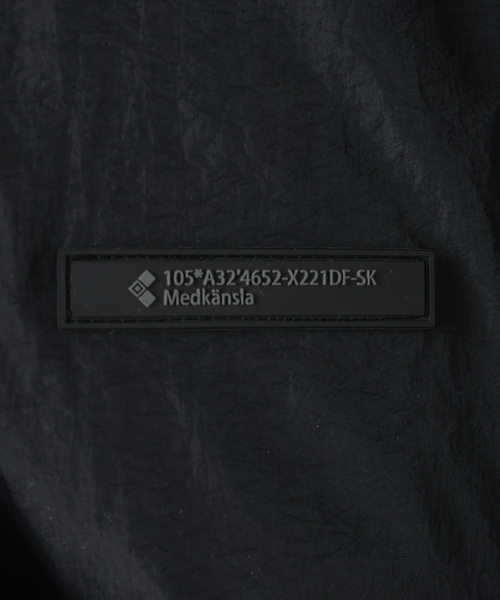 B.C STOCK(ベーセーストック)の「OLIVEDRAB パテッド シャイニースウェット(スウェット・メンズ・ブラック/グレー・MEDIUM/LARGE)」の12枚目の写真