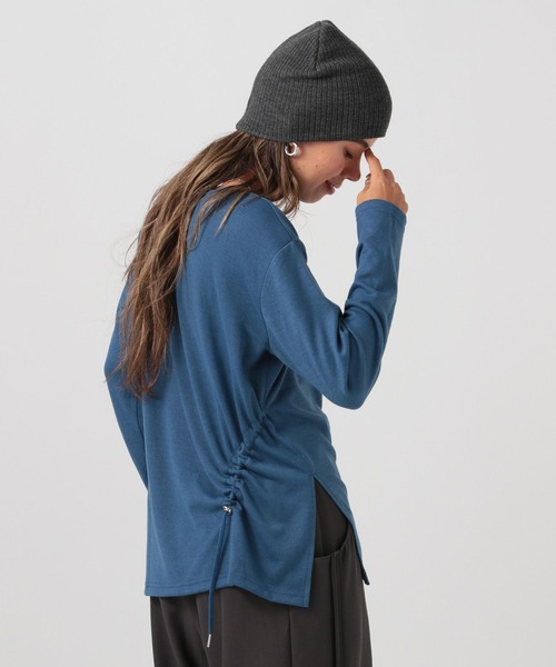 BAYFLOW（ベイフロー）の「[トレンドデザイン]アシメシャーリングプルオーバー（Tシャツ/カットソー・レディース・ブルー/オフホワイト/チャコール・FREE）」の14枚目の写真