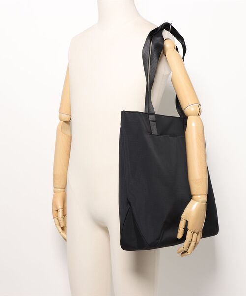 ALPAKA(アルパカ)の「ELEMENTS TOTE トートバッグ Lサイズ(トートバッグ・メンズ・ブラック×グレー・ONE SIZE)」の9枚目の写真
