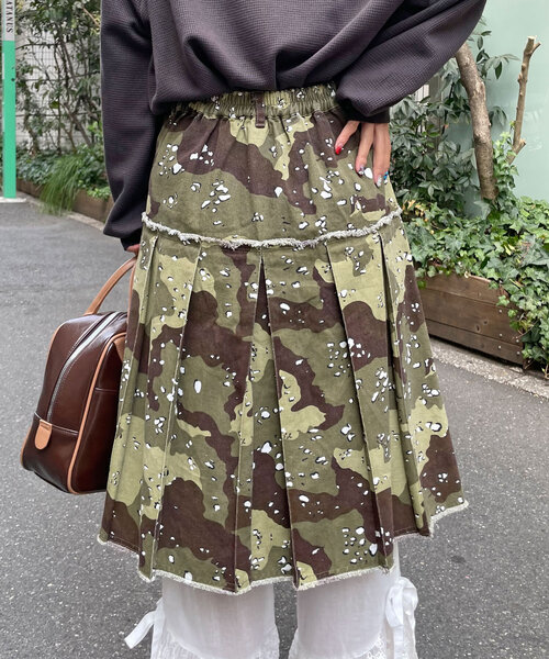 セール】【UNESS/ユーネス】カモ柄プリーツミドルスカート（スカート