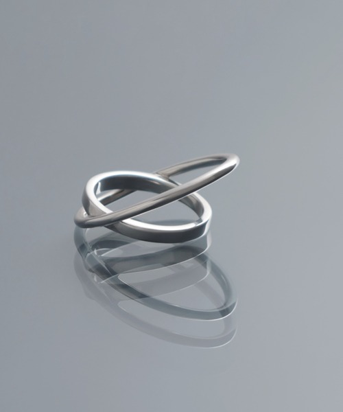 YArKA（ヤーカ）の「【YArKA/ヤーカ】circle & oval overlap ring [luslep4] / 円と楕円の重なりリング（リング・メンズ・シルバー/ゴールド/その他1・#13/#15/#7/#9/#11）」の8枚目の写真