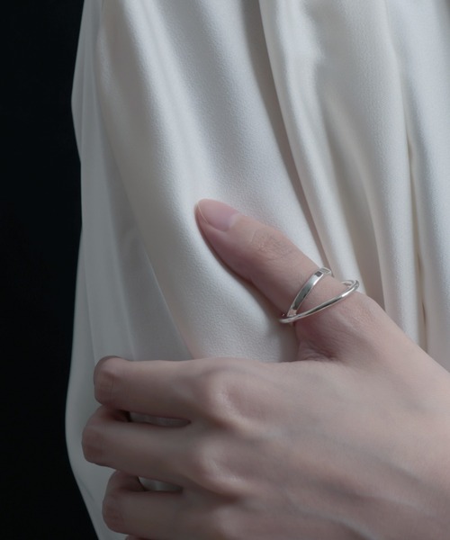 YArKA（ヤーカ）の「【YArKA/ヤーカ】circle & oval overlap ring [luslep4] / 円と楕円の重なりリング（リング・メンズ・シルバー/ゴールド/その他1・#13/#15/#7/#9/#11）」の14枚目の写真
