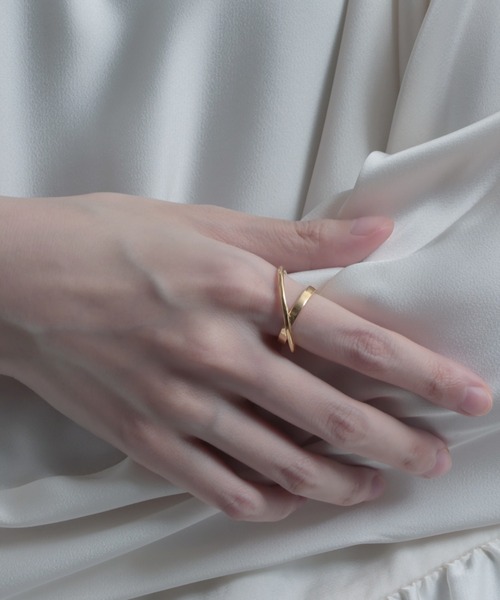YArKA（ヤーカ）の「【YArKA/ヤーカ】circle & oval overlap ring [luslep4] / 円と楕円の重なりリング（リング・メンズ・シルバー/ゴールド/その他1・#13/#15/#7/#9/#11）」の15枚目の写真