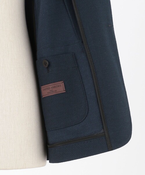 UNITED ARROWS（ユナイテッドアローズ）の「ハニカムメッシュ シングル ３ボタン テーラードジャケット COMFORT EASY―MODEL（テーラードジャケット・メンズ・ネイビー・44/46/48/50/52）」の9枚目の写真