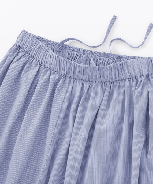 無印良品(ムジルシリョウヒン)の「婦人 涼感イージークロップドパンツ(その他パンツ・レディース・サックスブルー系/グレー系/ブラック・XL/L/M/S)」の5枚目の写真