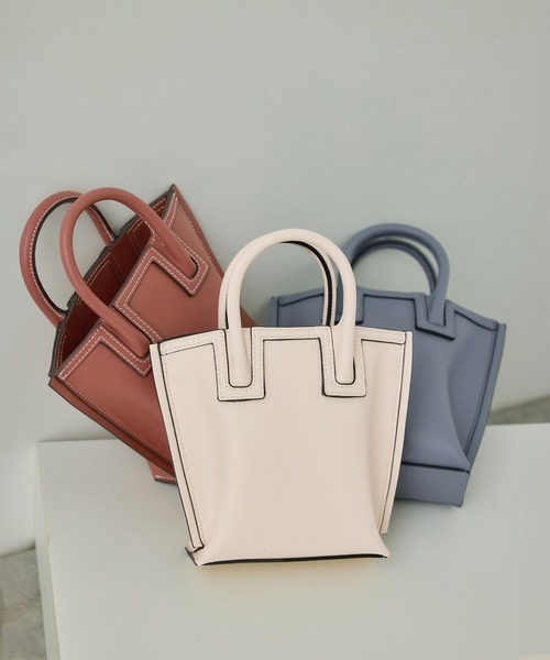 E'POR（エポール）の「【E'POR】Ree BAG Mini【WEB限定】【超軽量】（ショルダーバッグ・レディース・ネイビー/ベージュ/モスグリーン/ライトグレー/ブルー/チャコールグレー/キナリ/ラベンダー/ワイン/ピンク系その他2/ベージュ系その他2/ベージュ系その他/ブルー系その他4/カーキ/ブラック/オフホワイト・FREE）」の9枚目の写真