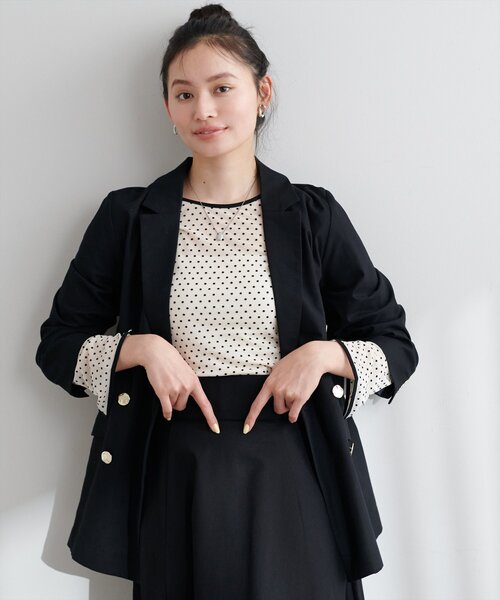 natural couture(ナチュラルクチュール)の「【WEB限定】ドットプリントパイピング2WAYプルオーバー(Tシャツ/カットソー・レディース・アイボリー/ブラック・FREE)」の9枚目の写真