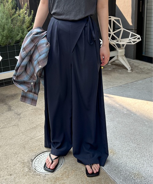 PILIT（ピリット）の「サイドリボン ラップワイドパンツ（その他パンツ・レディース・ブルー/ブラック/ネイビー・SMALL/MEDIUM）」の7枚目の写真