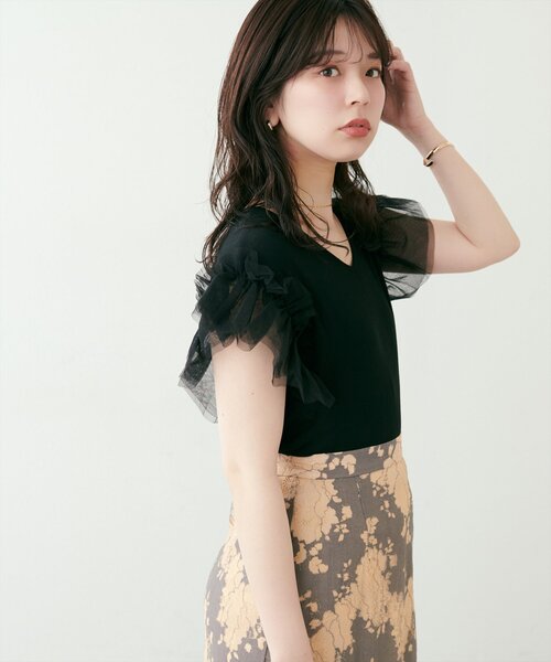 natural couture(ナチュラルクチュール)の「【WEB限定】チュールフリルドッキングニット(ニット/セーター・レディース・サックスブルー/グレイッシュベージュ/ブラック/オフホワイト/ピンク系その他・FREE)」の15枚目の写真
