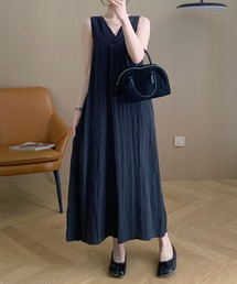 DECADE CLASSIC（ディケイド クラシック）の「ノースリーブVネックワンピース（ドレス）」