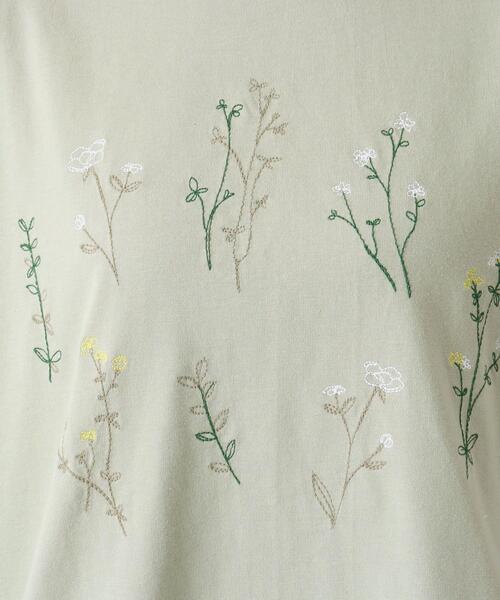 one'sterrace（ワンズテラス）の「コットン天竺 花柄刺繍入りプルオーバー（Tシャツ/カットソー・レディース・アイボリー系8/ネイビー系5/ライトグリーン系・02）」の13枚目の写真