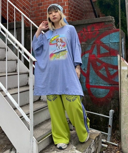 Candy Stripper(キャンディストリッパー)の「SPACE CRUISE BIG BIG Tシャツ(Tシャツ/カットソー・レディース・ブラック/オフホワイト/ライトグリーン/ブルー・FREE)」の19枚目の写真