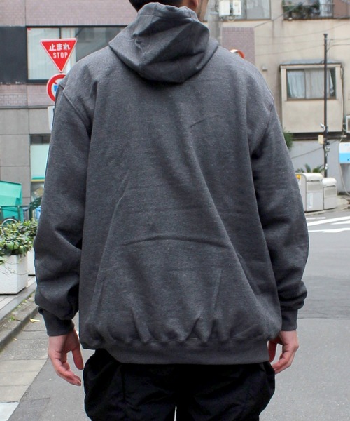 Carhartt(カーハート)の「★carhartt★カーハート プルオーバーパーカー ブランドロゴ ビッグシルエットパーカー K121(パーカー・メンズ・ブラック/グレー・L/M/S)」の5枚目の写真
