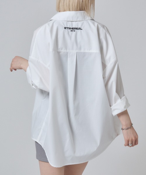 ENVYM（アンビー）の「オーバーシルエットシャツ（シャツ/ブラウス・レディース・ホワイト/ブルー/ピンク・FREE）」の2枚目の写真