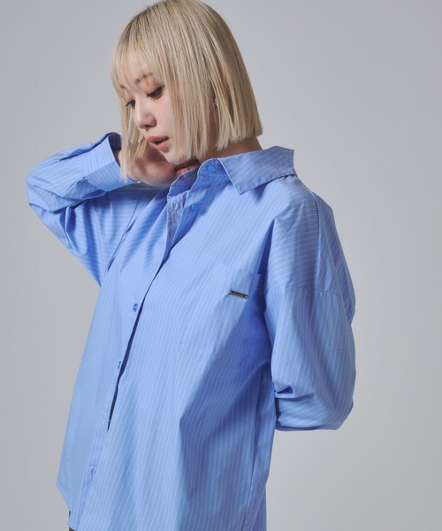 ENVYM（アンビー）の「オーバーシルエットシャツ（シャツ/ブラウス・レディース・ホワイト/ブルー/ピンク・FREE）」の10枚目の写真