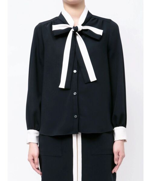 TONAL（トーナル）の「バイカラーハーフボウタイブラウス（シャツ/ブラウス・レディース・ライトブルー/ネイビー/グレー/オフホワイト・MEDIUM）」の18枚目の写真