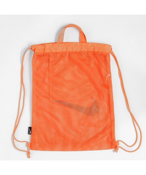 San-ai Resort 三愛水着楽園（サンアイリゾート　サンアイミズギラクエン）の「【NIKE】ナイキ SS25 メッシュドローストリングプールバッグ（スイムグッズ・レディース・サックスブルー/ネイビー/ベージュ/オレンジ・ONE SIZE）」の8枚目の写真