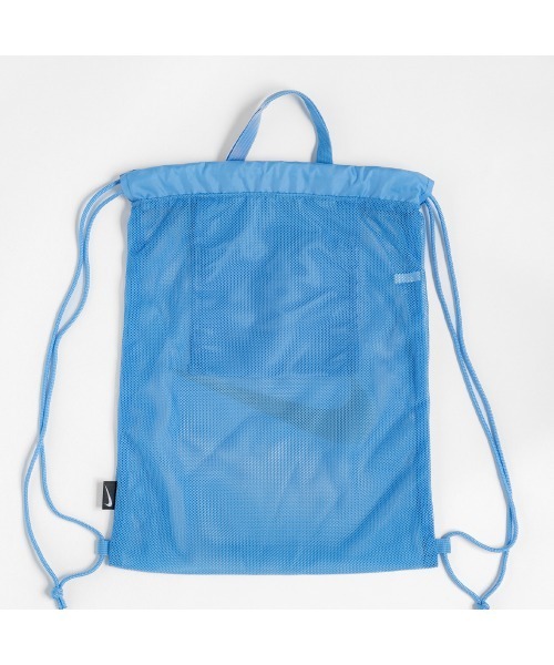 San-ai Resort 三愛水着楽園（サンアイリゾート　サンアイミズギラクエン）の「【NIKE】ナイキ SS25 メッシュドローストリングプールバッグ（スイムグッズ・レディース・サックスブルー/ネイビー/ベージュ/オレンジ・ONE SIZE）」の7枚目の写真