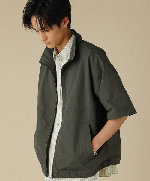 VERON(ヴァロン)の「コットンナイロンギャバスタンドネックフルジップ半袖シャツジャケット(その他アウター・メンズ・ブラック/カーキ/オリーブ・L/M)」の18枚目の写真