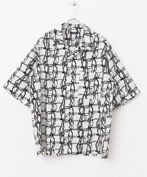 ITEMS URBANRESEARCH（アイテムズ アーバンリサーチ）の「ラインアートプリントオープンカラー半袖シャツ（シャツ/ブラウス・メンズ・ブラック/ベージュ/ホワイト・MEDIUM/LARGE）」の19枚目の写真