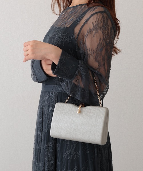 Lace Ladies(レースレディース)の「ビジュー付き 2WAY スクエア パーティー バッグ(クラッチバッグ・レディース・ブラック/アイボリー/シルバー・FREE)」の20枚目の写真