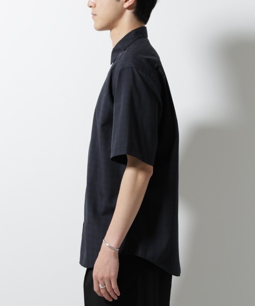 NANO universe（ナノユニバース）の「オリジナルギンガムシャツ 半袖（シャツ/ブラウス・メンズ・ネイビー/ホワイト/グリーン・L/M/S）」の4枚目の写真