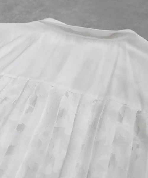 antiqua(アンティカ)の「レースプリーツシャツ(シャツ/ブラウス・レディース・ブラック/ホワイト・ONESIZE)」の17枚目の写真
