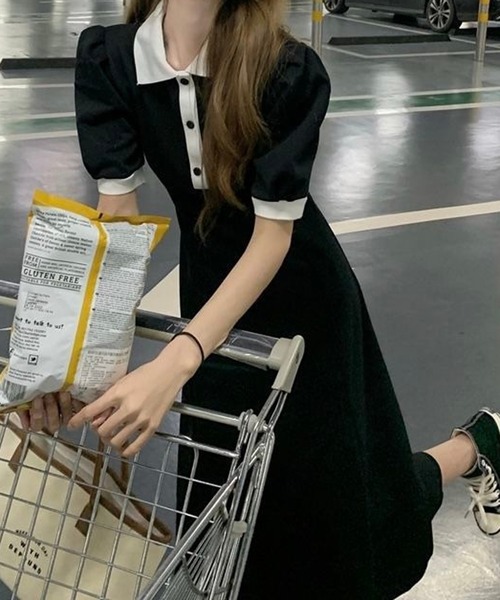 NANEA(ナネア)の「パフスリーブポロシャツワンピース(ワンピース・レディース・グレー/ブラック・SMALL/MEDIUM/LARGE)」の4枚目の写真
