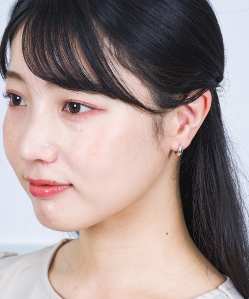 ビーゲンキ　14kgf トムソナイト バーピアス K10YG バー ダイヤモンドピアス