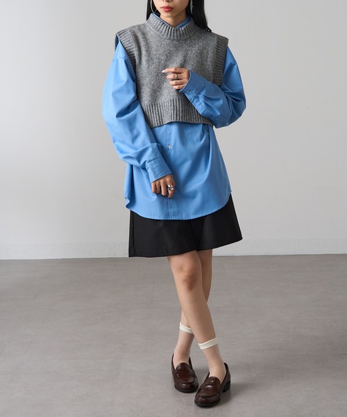 MAGASIN DE MODE Onjna（マガジンデモードオンジェナ ）の「【MAGASIN DE MODE Onjna】バッグスリットニットベスト XNN（ベスト・レディース・チャコールグレー/グレー・FREE）」の7枚目の写真