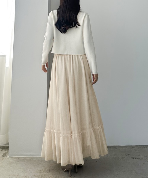 Louere(ルエレ)の「ラメフレアチュールスカート(スカート・レディース・アイボリー/ブラック/チャコール・X-LARGE/LARGE/MEDIUM/SMALL)」の6枚目の写真