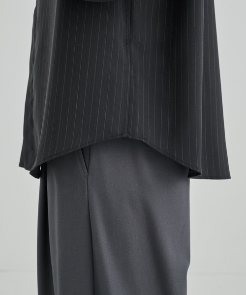 UNITED TOKYO(ユナイテッドトウキョウ)の「【残りわずか】SUMMER WOOL ロングスリーブシャツ(シャツ/ブラウス・メンズ・ブラック/オフホワイト/ダークグレー/グレイッシュベージュ・1/2/3)」の15枚目の写真