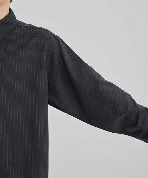 UNITED TOKYO(ユナイテッドトウキョウ)の「【残りわずか】SUMMER WOOL ロングスリーブシャツ(シャツ/ブラウス・メンズ・ブラック/オフホワイト/ダークグレー/グレイッシュベージュ・1/2/3)」の18枚目の写真