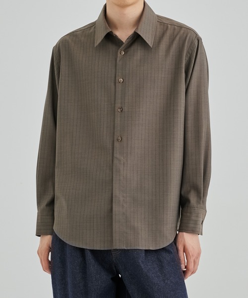 UNITED TOKYO(ユナイテッドトウキョウ)の「【残りわずか】SUMMER WOOL ロングスリーブシャツ(シャツ/ブラウス・メンズ・ブラック/オフホワイト/ダークグレー/グレイッシュベージュ・1/2/3)」の11枚目の写真