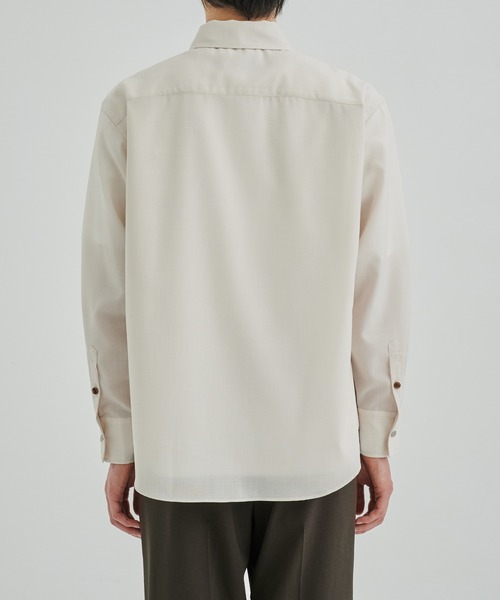 UNITED TOKYO(ユナイテッドトウキョウ)の「【残りわずか】SUMMER WOOL ロングスリーブシャツ(シャツ/ブラウス・メンズ・ブラック/オフホワイト/ダークグレー/グレイッシュベージュ・1/2/3)」の10枚目の写真