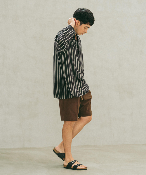 EDIFICE(エディフィス)の「シャンタン ベルテッド 2プリーツ ショーツ(その他パンツ・メンズ・ブラック/アイボリー/ブラウン・SMALL/MEDIUM/LARGE)」の15枚目の写真