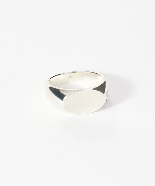 meltum(メルタム)の「SATIN SMALL SIGNET RING(リング・メンズ・シルバー・SMALL/MEDIUM/LARGE)」の4枚目の写真
