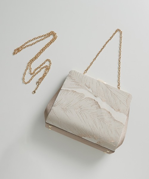 Callarus（カラルス）の「リーフ柄ジャガードクラッチバッグ〔Callarus〕（クラッチバッグ・レディース・ブラック/グレイッシュベージュ/ベージュ・FREE）」の4枚目の写真