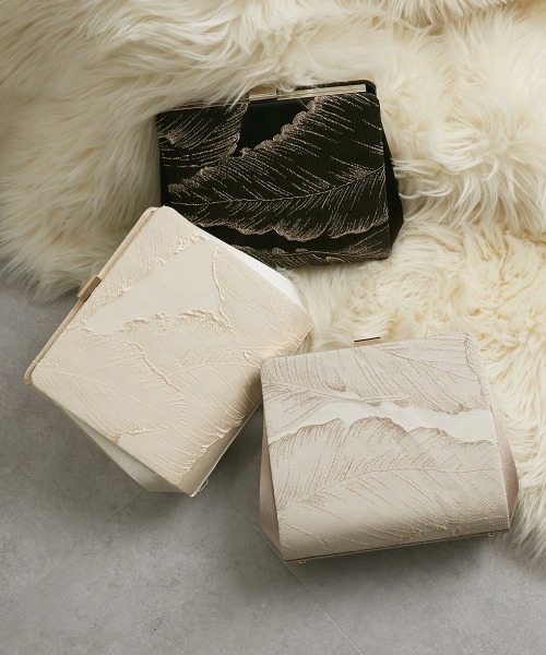 Callarus（カラルス）の「リーフ柄ジャガードクラッチバッグ〔Callarus〕（クラッチバッグ・レディース・ブラック/グレイッシュベージュ/ベージュ・FREE）」の10枚目の写真