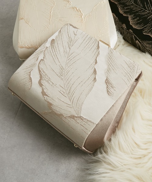 Callarus（カラルス）の「リーフ柄ジャガードクラッチバッグ〔Callarus〕（クラッチバッグ・レディース・ブラック/グレイッシュベージュ/ベージュ・FREE）」の11枚目の写真