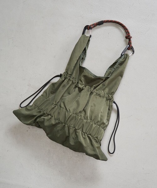 coen（コーエン）の「2WAY パラコードギャザートートバッグ（Ｍ）（トートバッグ・レディース・ブラック/オリーブ/レッド/ベージュ/その他1・FREE）」の4枚目の写真