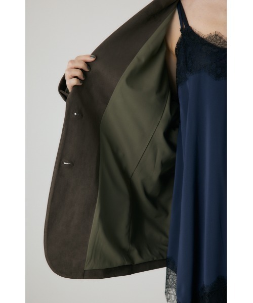 crie conforto(クリーコンフォルト)の「スエードライクバックポケットジャケット 冬服 / アウター / 羽織り(テーラードジャケット・レディース・キャメル/ブラック/カーキ・FREE)」の7枚目の写真