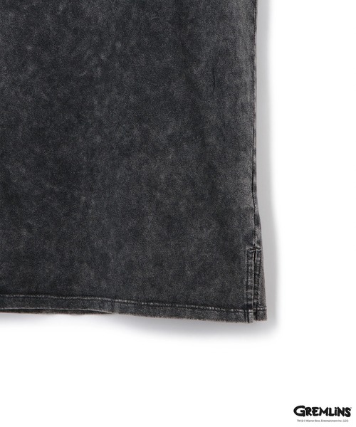 VIS(ビス)の「【グレムリン】VIS別注 ビンテージ風レタリング&フォトTシャツ(Tシャツ/カットソー・レディース・スミクロ/ベージュ・FREE)」の9枚目の写真