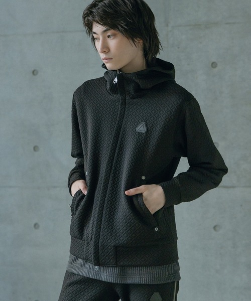 RATTLE TRAP(ラトルトラップ)の「ダイヤフクレジャガードスタンドパーカー(パーカー・メンズ・ブラック/トップグレー・LL/L/M/S)」の1枚目の写真