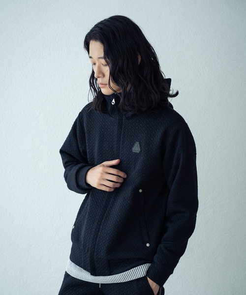 RATTLE TRAP(ラトルトラップ)の「ダイヤフクレジャガードスタンドパーカー(パーカー・メンズ・ブラック/トップグレー・LL/L/M/S)」の13枚目の写真